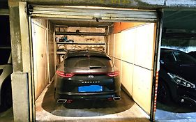 Studio Entre Plages Et Monaco Climatise Parking